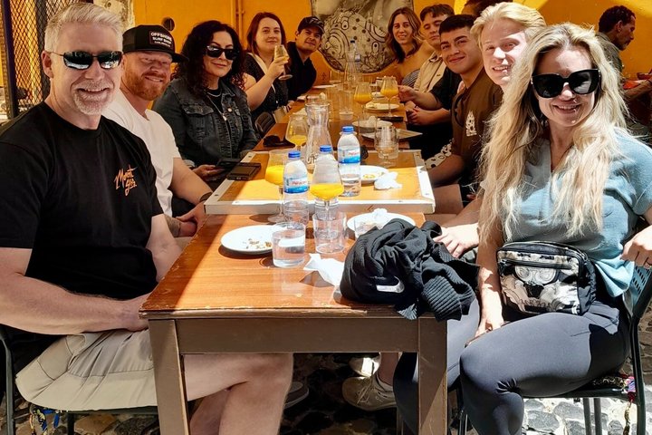 Lisbon food tour with local tastings and wine in historic neighborhoods, photo 8 | wizardtrip