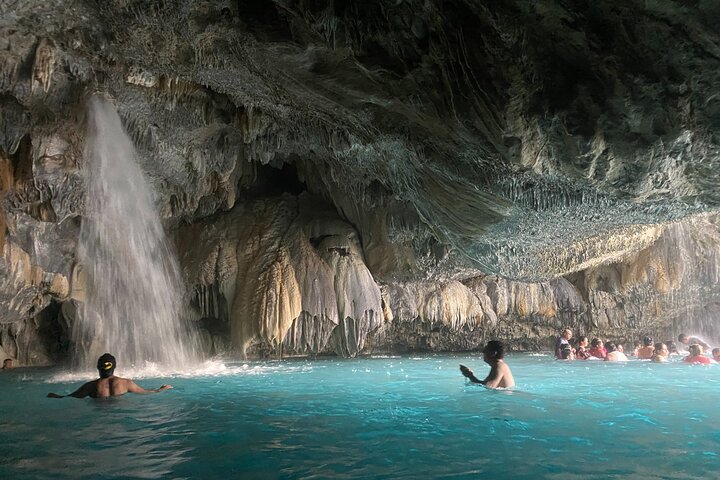 Excursion d'une journée dans les eaux de Tolantongo | wizardtrip