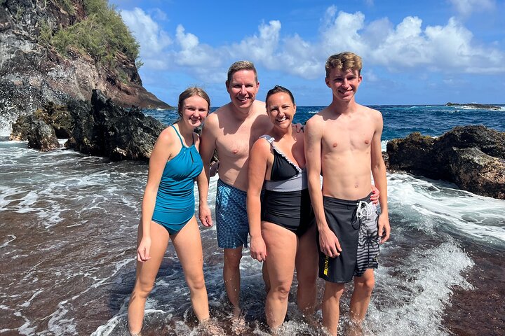 Private VIP-Tour entlang Mauis malerischer Road to Hana mit Wasserfällen, Stränden und üppigen Landschaften, Foto 30 | wizardtrip