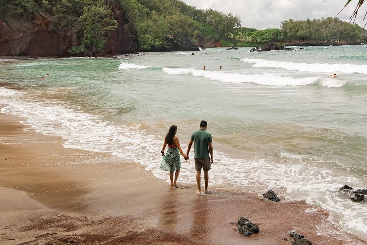 Private VIP-Tour entlang Mauis malerischer Road to Hana mit Wasserfällen, Stränden und üppigen Landschaften, Foto 48 | wizardtrip