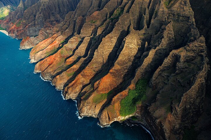 Kauai Airplane Tour: Na Pali Coast, Waterfalls & Window Seats | wizardtrip