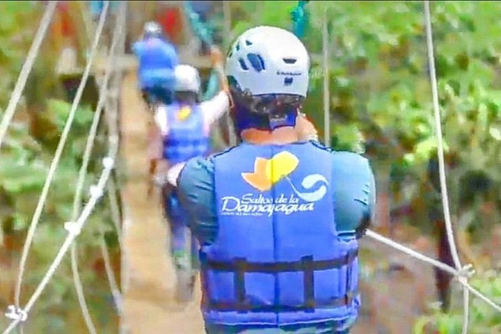 La aventura te espera en las 7 Cascadas de Damajagua en Puerto Plata, República Dominicana, con emocionantes toboganes y piscinas naturales, foto 10 | wizardtrip