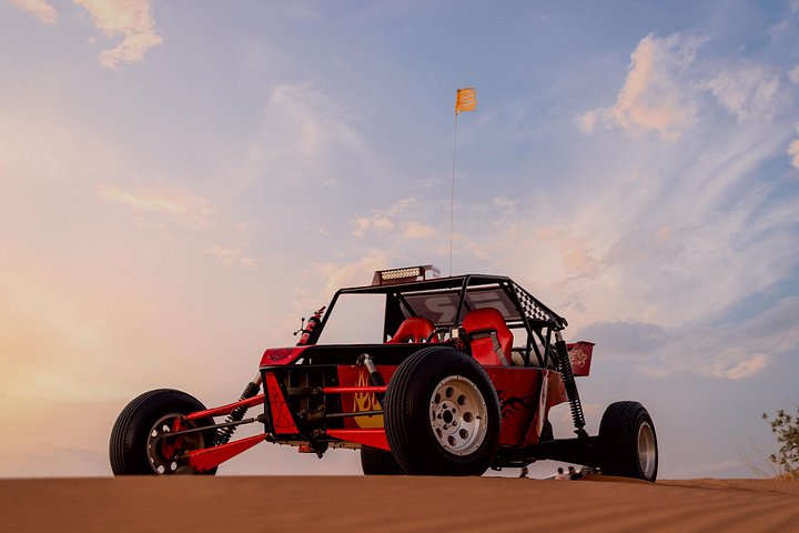 Thrilling dune buggy adventure in the red desert sands of Dubai, UAE, photo 14 | wizardtrip