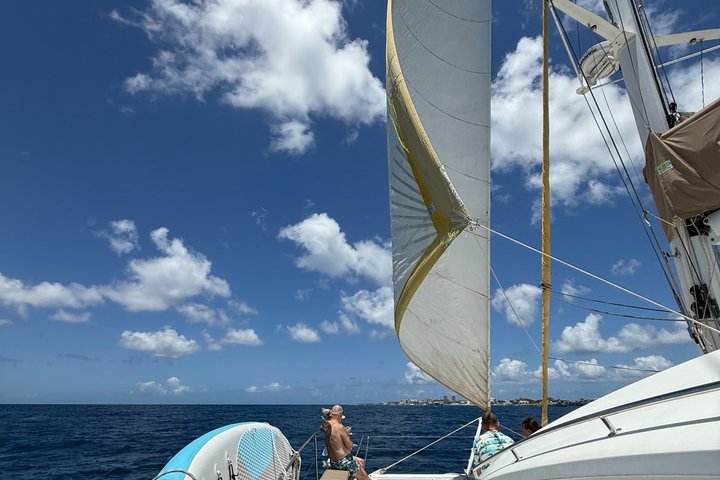 Luxury catamaran sailing trip in Sint Maarten with snorkeling and onboard lunch, photo 13 | wizardtrip