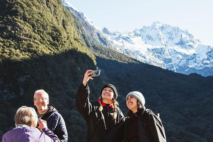 Tour met kleine groepen naar Milford Sound vanuit Queenstown met schilderachtige cruise en lunch, foto 6 | wizardtrip