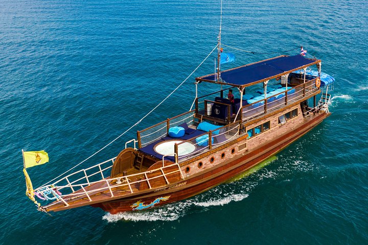 Lyxyachttur som utforskar Ang Thong Marine Park, Thailand, med kajak och snorkling, foto 22 | wizardtrip
