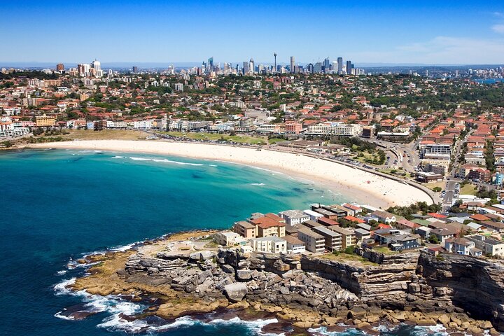 Helikopterflug über Sydneys Hafen mit Blick auf das Opernhaus und die Harbour Bridge, Foto 6 | wizardtrip