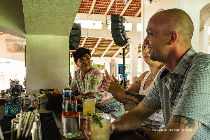 Tequila proeverij en chocolade combinatie op de historische Finca 18 ranch in Puerto Vallarta, Mexico, foto 8 | wizardtrip