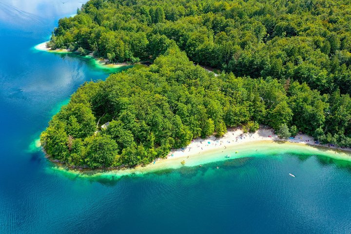 Naturskøn udsigt over Bled-søen, Bohinj-søen og Savica Vandfald i Slovenien, foto 12 | wizardtrip