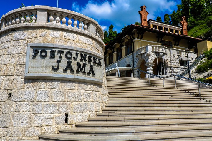 Explore a Gruta de Postojna e o Castelo de Predjama da Eslovénia numa viagem de um dia a partir de Liubliana, foto 7 | wizardtrip