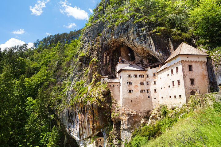 Explore a Gruta de Postojna e o Castelo de Predjama da Eslovénia numa viagem de um dia a partir de Liubliana, foto 8 | wizardtrip