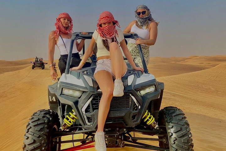 Vivez un safari passionnant dans le désert de Dubaï avec dune bashing, balades à dos de chameau et dîner BBQ, photo 10 | wizardtrip