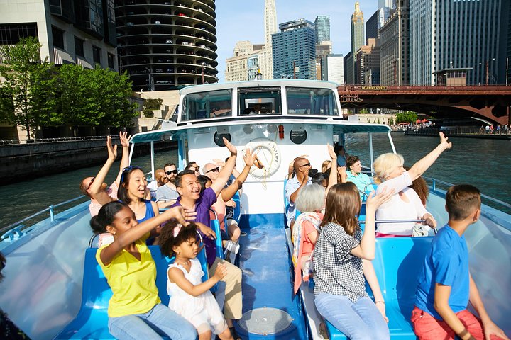 Chicago rivier- en meercruise met iconische architectuur en uitzicht op de skyline, foto 12 | wizardtrip