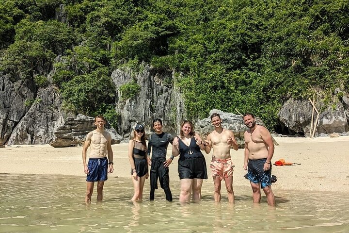 Dagtocht per boot in Lan Ha Bay, Vietnam, met kajakken, zwemmen en culturele ervaringen, foto 10 | wizardtrip