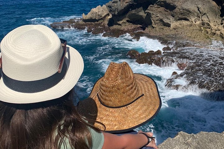 Heldagseventyr som utforsker grotter, fossefall og Taino-petroglyfer i Puerto Rico, foto 19 | wizardtrip