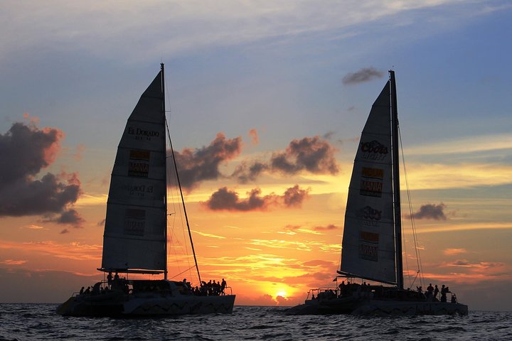 Croisière-dîner au coucher du soleil sur un catamaran à Saint-Martin, photo 2 | wizardtrip