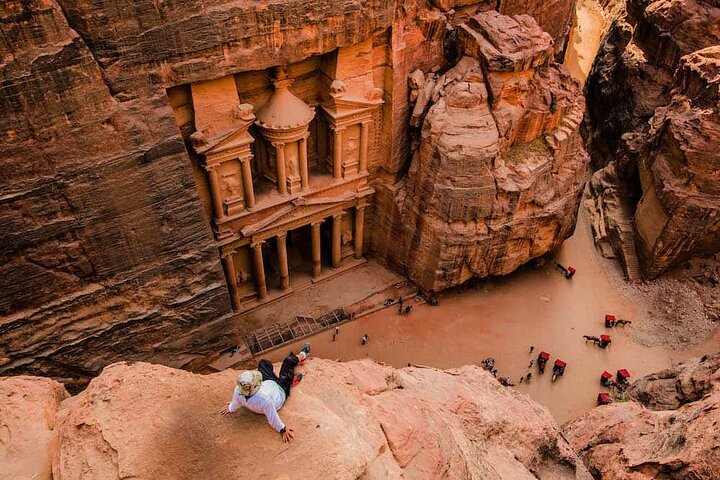 Petra und Wadi Rum: Ganztägige Tour ab Amman | wizardtrip