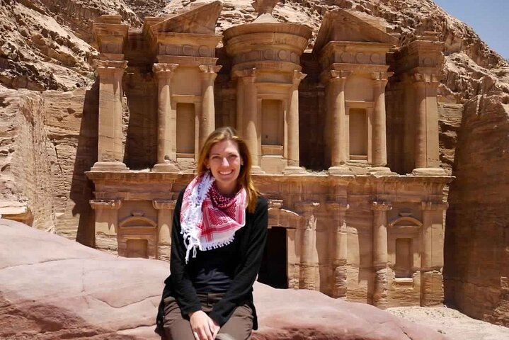 Full day tour from Amman to Petra and Wadi Rum, featuring ancient Nabataean architecture and desert landscapes, photo 10 | wizardtrip