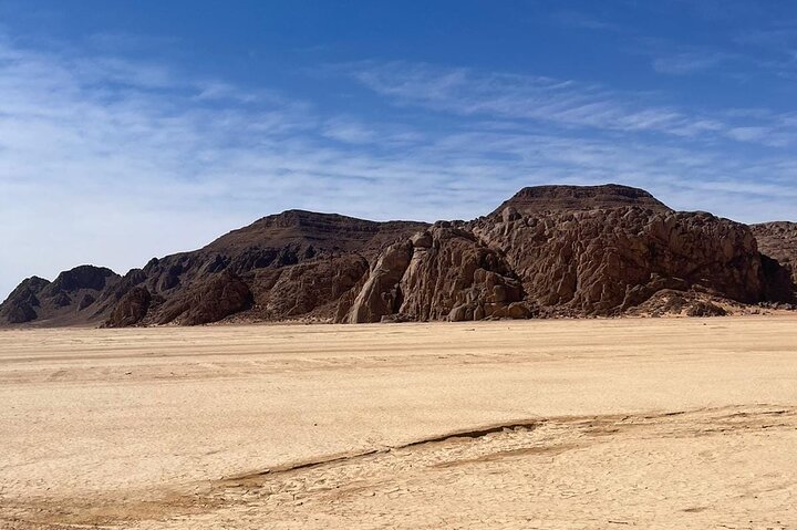 Full day tour from Amman to Petra and Wadi Rum, featuring ancient Nabataean architecture and desert landscapes, photo 18 | wizardtrip