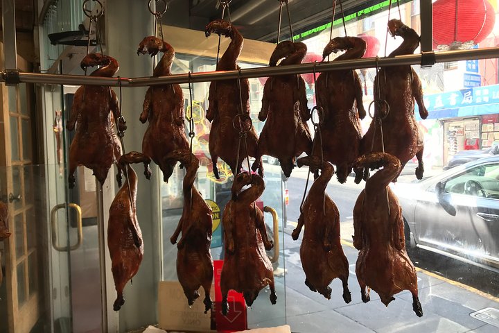 Un tour a piedi culinario e storico attraverso i vivaci quartieri di Chinatown e North Beach a San Francisco, foto 8 | wizardtrip