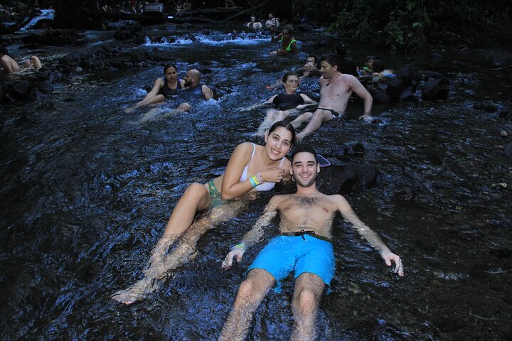 Combo tour of Arenal Volcano, hanging bridges, and La Fortuna waterfall in Costa Rica, photo 18 | wizardtrip