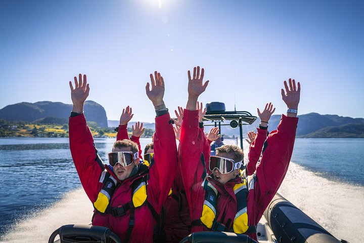 Opwindende RIB-boottocht door Noorwegens Lysefjord, met Preikestolen en adembenemende natuurlandschappen, foto 6 | wizardtrip