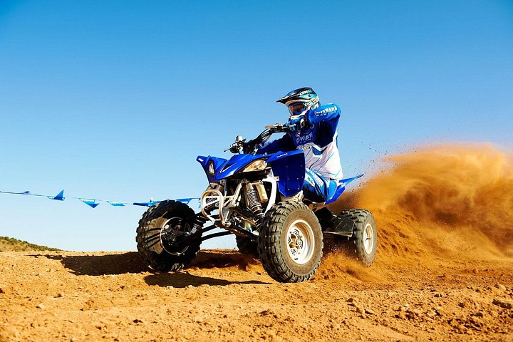 Vivi un emozionante safari VIP nel deserto a Dubai con dune bashing, quad bike, giri in cammello, cena e spettacoli dal vivo, foto 7 | wizardtrip