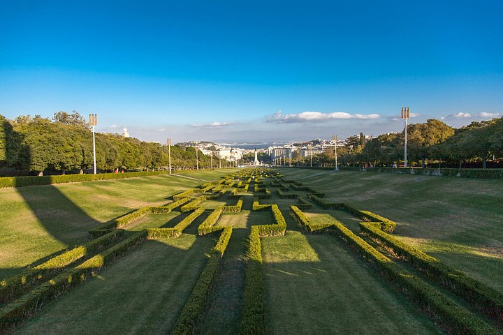 地元のガイドとバンでのリスボンハイライト4時間プライベートツアー、写真26 | wizardtrip