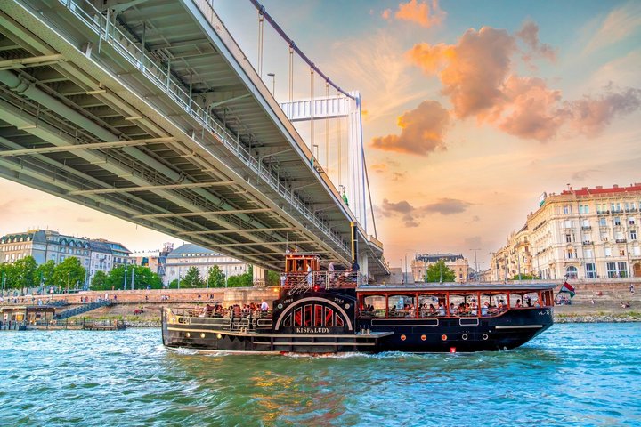Desfrute de um cruzeiro panorâmico no rio Danúbio em Budapeste a bordo de um barco a vapor histórico, observando os marcos, foto 20 | wizardtrip