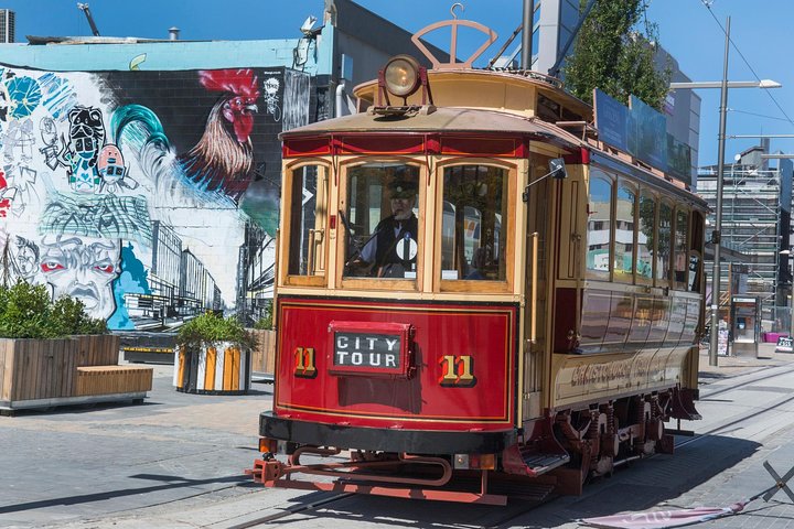 Christchurch Hop-On Hop-Off Tram | wizardtrip