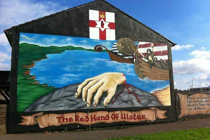 Private Black Taxi Tour durch Belfasts Wandgemälde und Friedensmauer mit historischen Einblicken, Foto 12 | wizardtrip