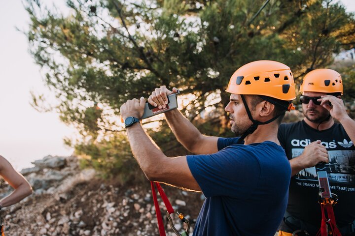 Vivez une aventure palpitante en tyrolienne au-dessus de la vieille ville historique de Dubrovnik et de la mer Adriatique scintillante, photo 6 | wizardtrip