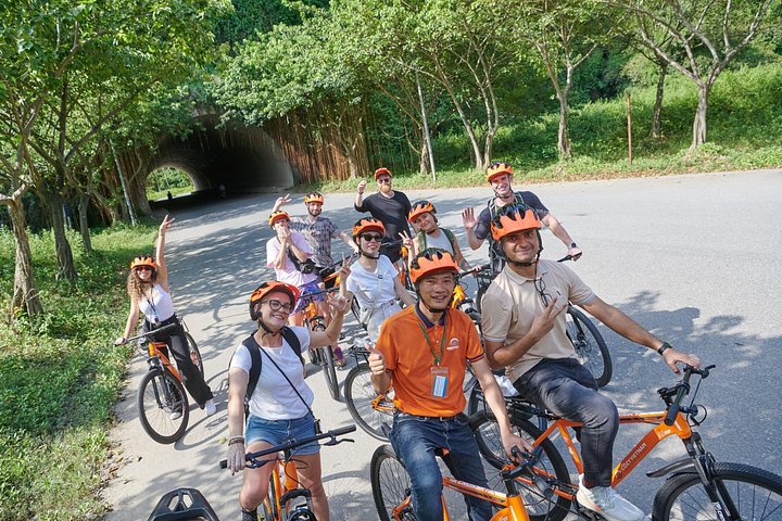 Heldagstur fra Hanoi til Ninh Binh, inklusive Hoa Lu, Trang An bådtur, Mua Cave og cykling, foto 17 | wizardtrip