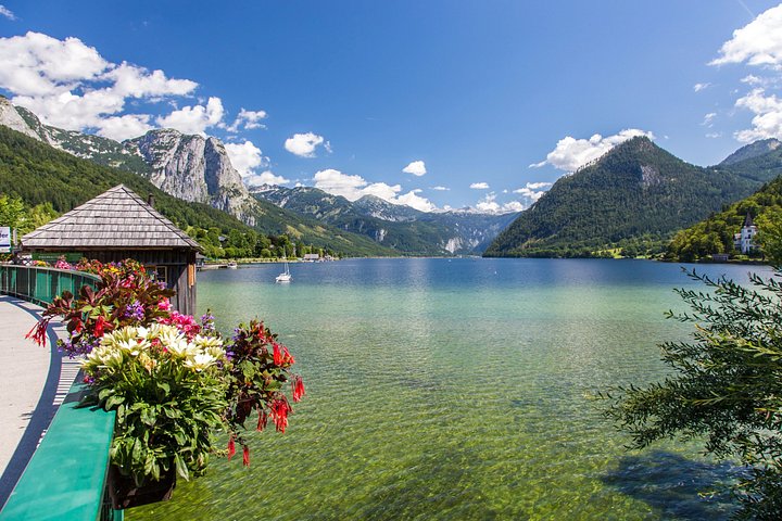 Excursion d'une journée panoramique à Hallstatt et dans le Salzkammergut depuis Vienne, avec des paysages alpins et des villages charmants, photo 13 | wizardtrip