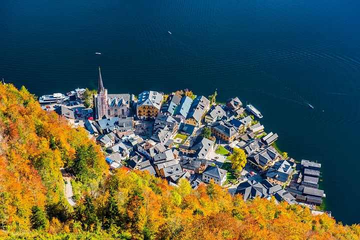 Excursion d'une journée panoramique à Hallstatt et dans le Salzkammergut depuis Vienne, avec des paysages alpins et des villages charmants, photo 22 | wizardtrip