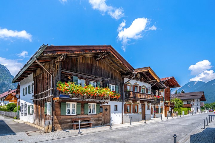 Excursion d'une journée panoramique à Hallstatt et dans le Salzkammergut depuis Vienne, avec des paysages alpins et des villages charmants, photo 33 | wizardtrip