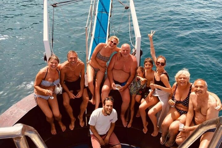 Naturskjønn båttur rundt Ischia med badestopp og lunsj om bord, foto 6 | wizardtrip