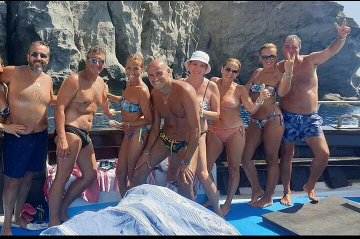Naturskjønn båttur rundt Ischia med badestopp og lunsj om bord, foto 15 | wizardtrip