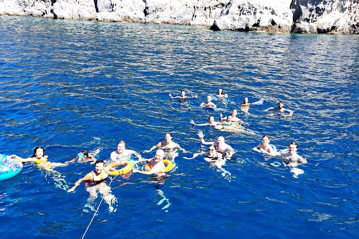 Naturskjønn båttur rundt Ischia med badestopp og lunsj om bord, foto 21 | wizardtrip