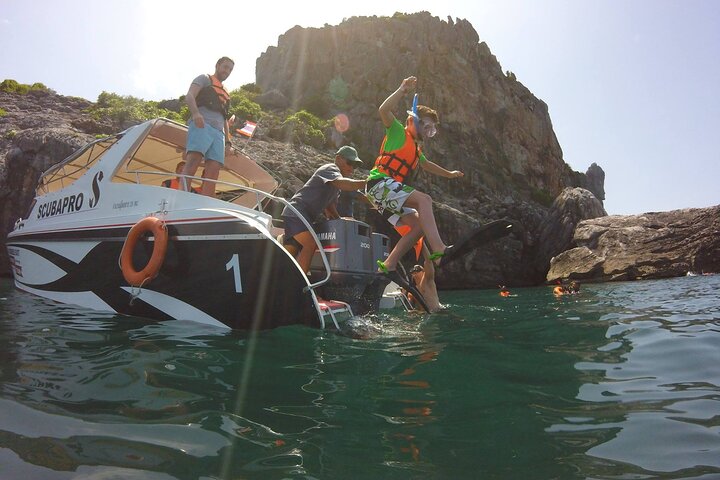 VIP-tur i liten grupp till Angthong National Marine Park, Thailand, med kajakpaddling, snorkling och fantastisk utsikt över lagunen, foto 6 | wizardtrip
