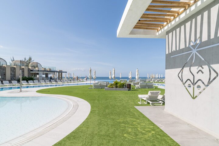 Nyd en hel dag på Perchel Beach Club på Gran Canaria med frokost, infinity-pool og havudsigt, foto 7 | wizardtrip