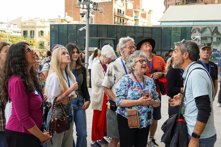 Visite guidée de l'emblématique basilique de la Sagrada Familia à Barcelone avec billets coupe-file, photo 15 | wizardtrip
