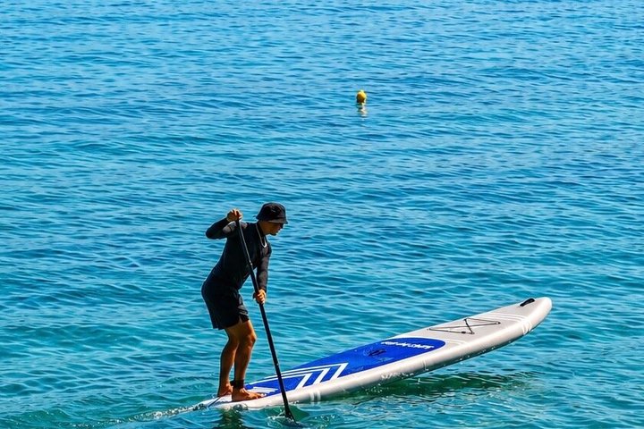 Stand-up paddleboard-eventyr i det klare vannet i Marathi Bay, Kreta, med fantastisk kystutsikt, foto 31 | wizardtrip