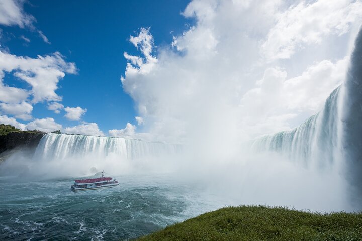 Exklusiv Niagara Falls-tur med båttur och upplevelse bakom fallen, foto 26 | wizardtrip