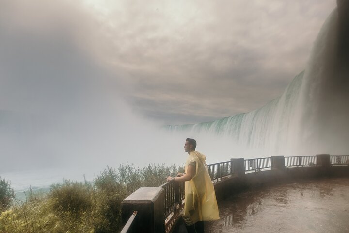 Explorez les Chutes du Niagara avec une croisière et l'expérience du Voyage Derrière les Chutes, photo 19 | wizardtrip