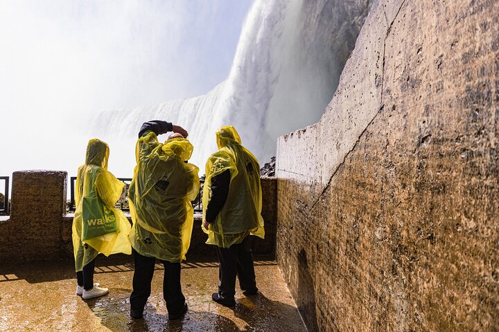 Explorez les Chutes du Niagara avec une croisière et l'expérience du Voyage Derrière les Chutes, photo 25 | wizardtrip