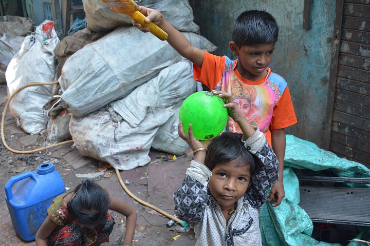Erkunden Sie den Dharavi Slum in Mumbai mit lokalen Guides, erleben Sie das tägliche Leben und die Gemeinschaft, Foto 11 | wizardtrip