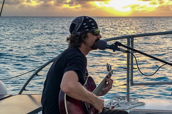 Geniet van een zonsondergangcruise met livemuziek op een catamaran op St. Croix, met rum punch en schilderachtige uitzichten, foto 8 | wizardtrip