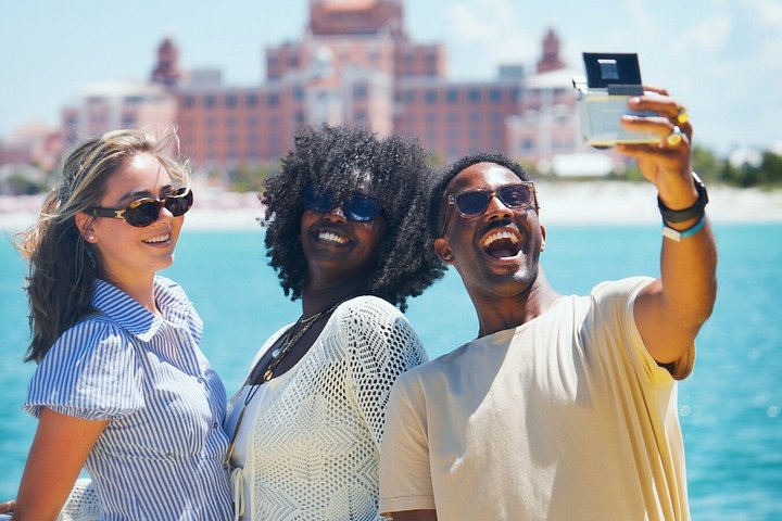 Tour in barca per l'avvistamento dei delfini nelle acque di St. Pete Beach, Florida, foto 8 | wizardtrip