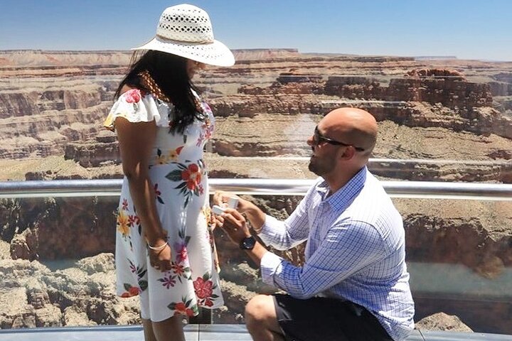 Tour di un giorno al Grand Canyon West da Las Vegas con opzione Skywalk, inclusi pasti e trasporti, foto 15 | wizardtrip